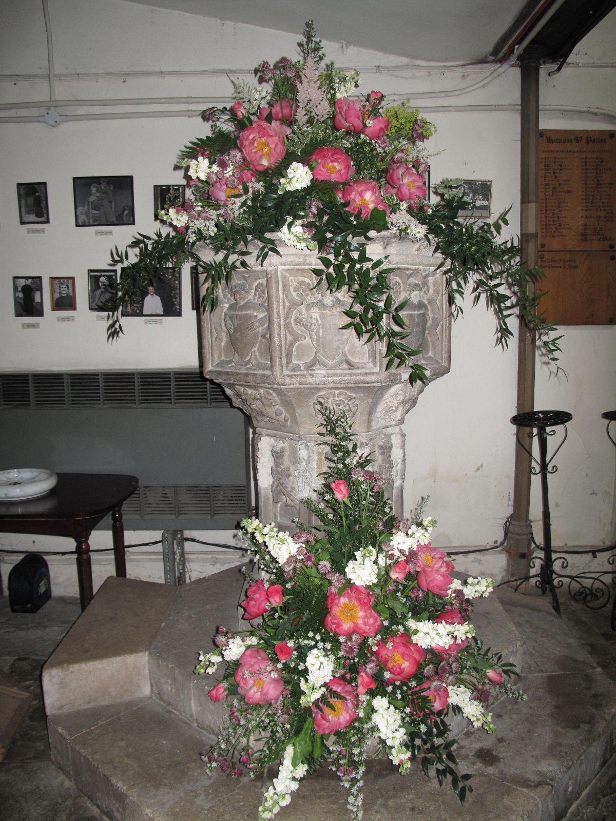 ELIZABETHS FLORIST-Image-18