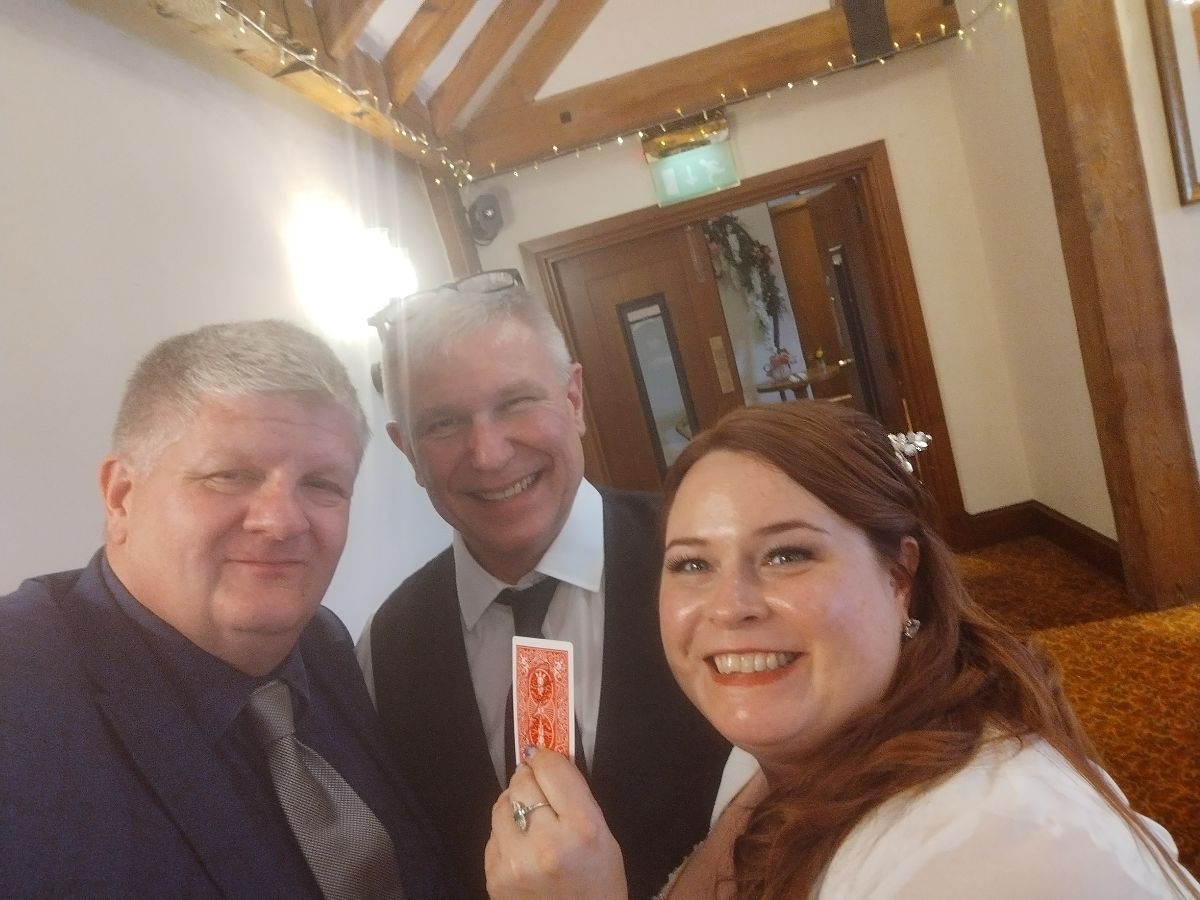 Eddie Young Magic and Host Master-Image-28