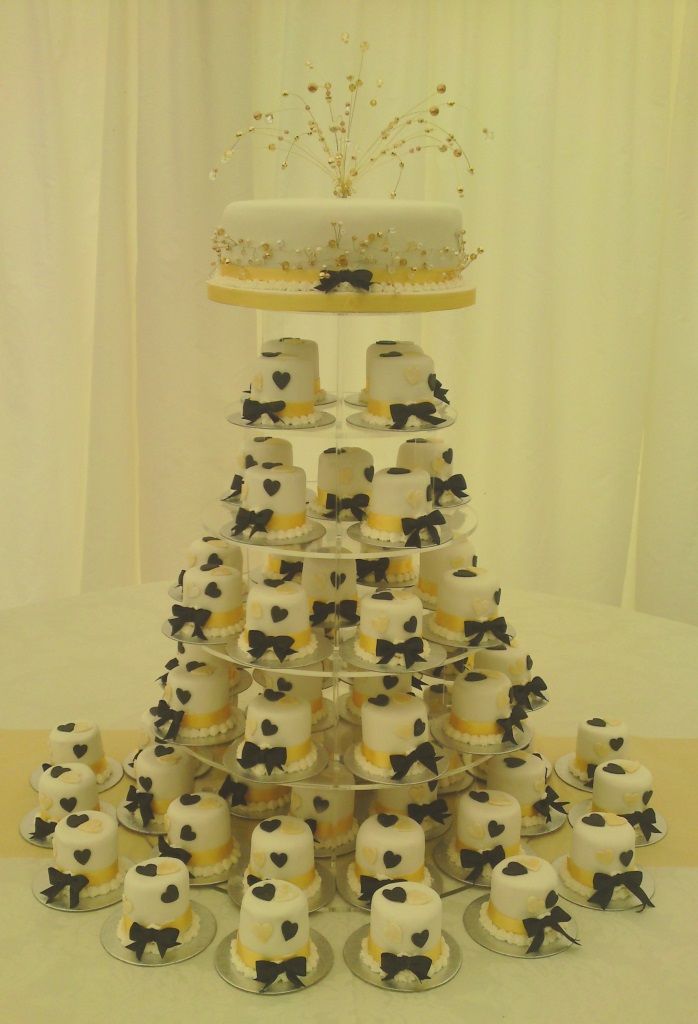 Annes Cakes For All Occasions-Image-41