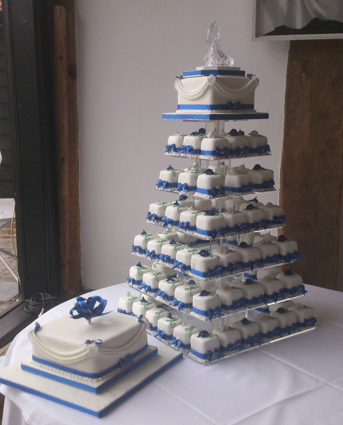 Annes Cakes For All Occasions-Image-66