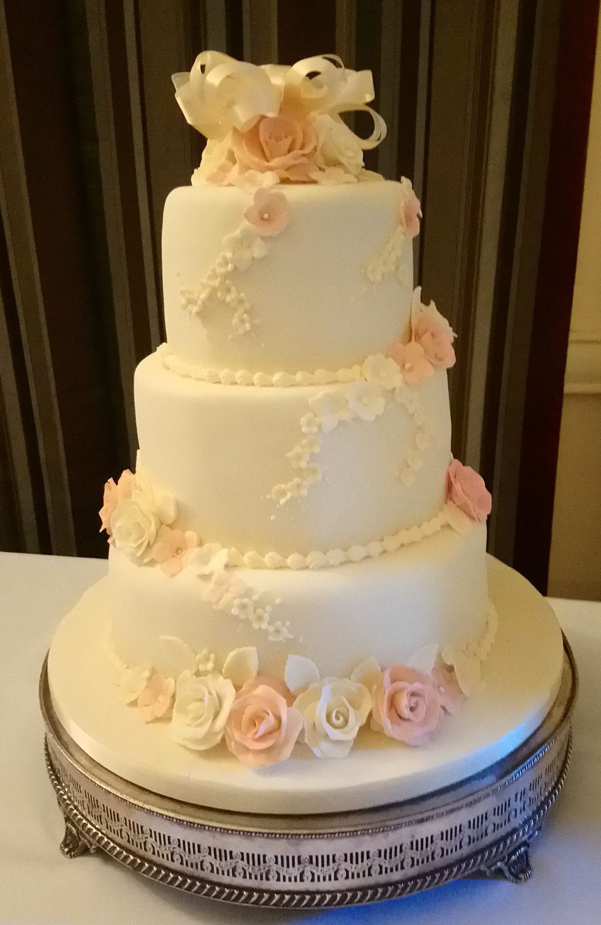 Annes Cakes For All Occasions-Image-12