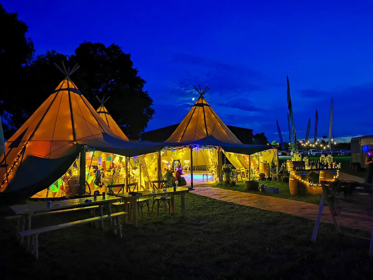 Gallery Item 28 for Belcote Farm Tipi Weddings