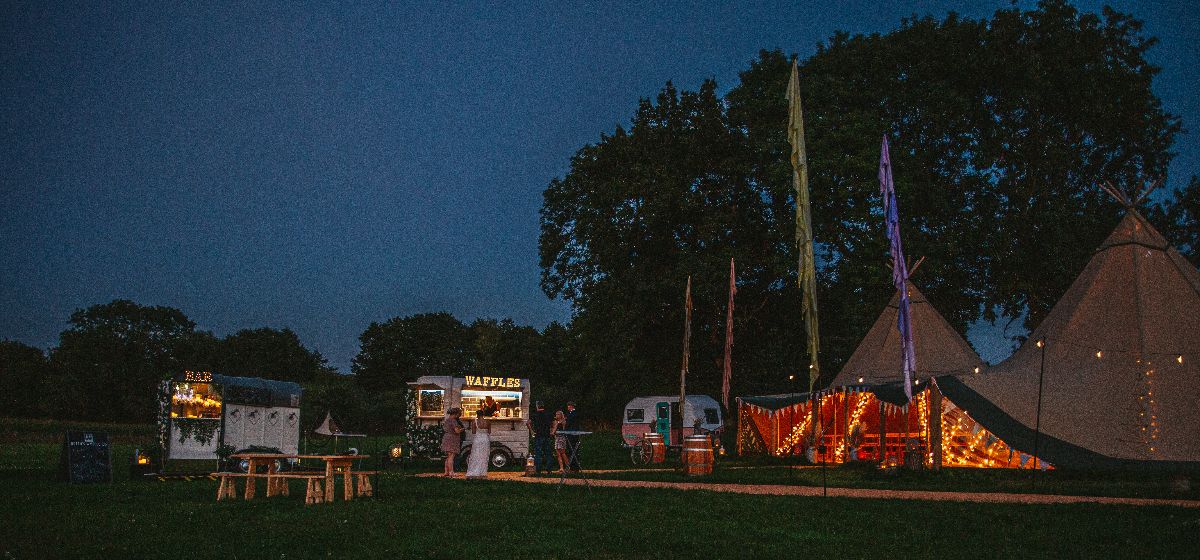 Gallery Item 33 for Belcote Farm Tipi Weddings