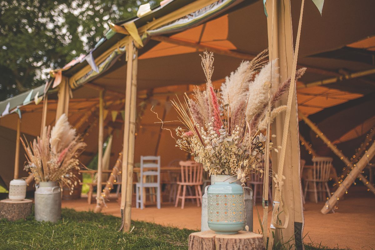 Gallery Item 94 for Belcote Farm Tipi Weddings