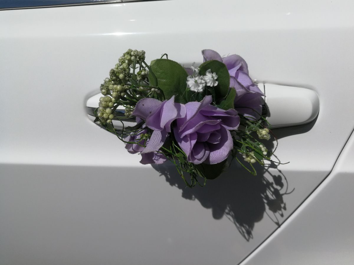 Two Hearts Wedding Cars-Image-3