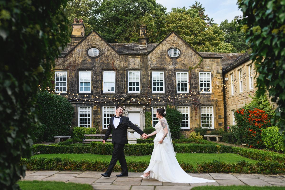 DS WEDDING PHOTOGRAPHY-Image-2