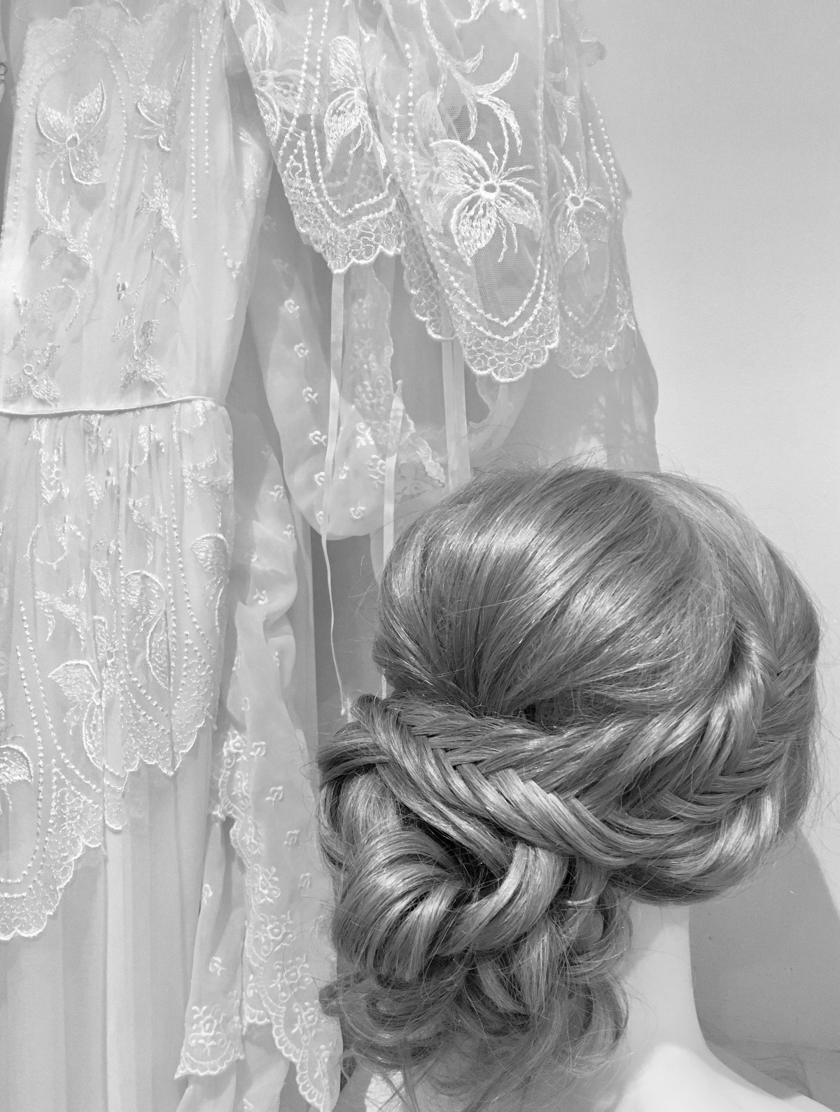 Lynda Susie Hair and Make up -Image-3