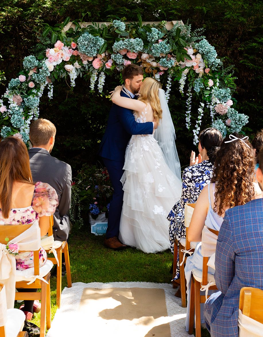 The Cornish Wedding Photographer-Image-6