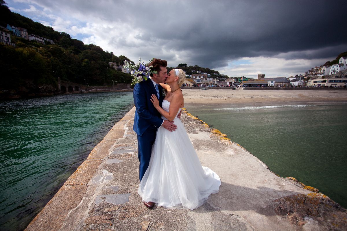 The Cornish Wedding Photographer-Image-19
