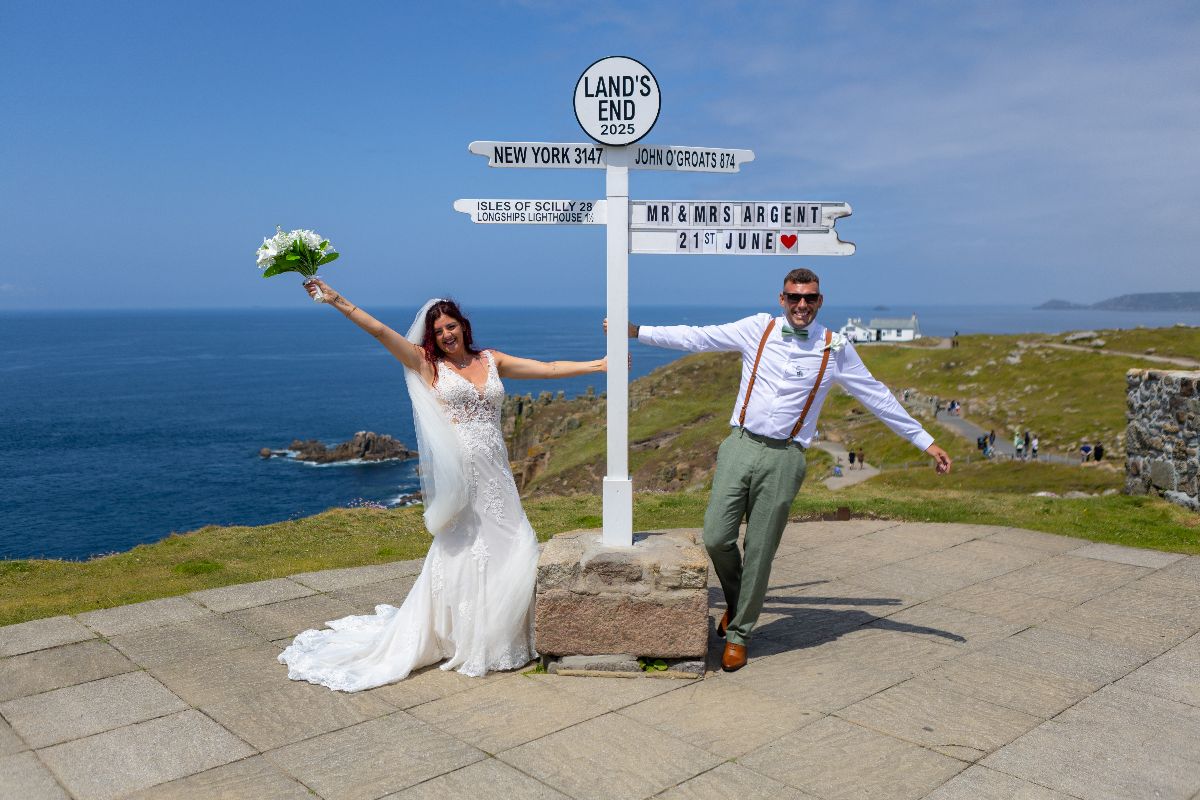 The Cornish Wedding Photographer-Image-15