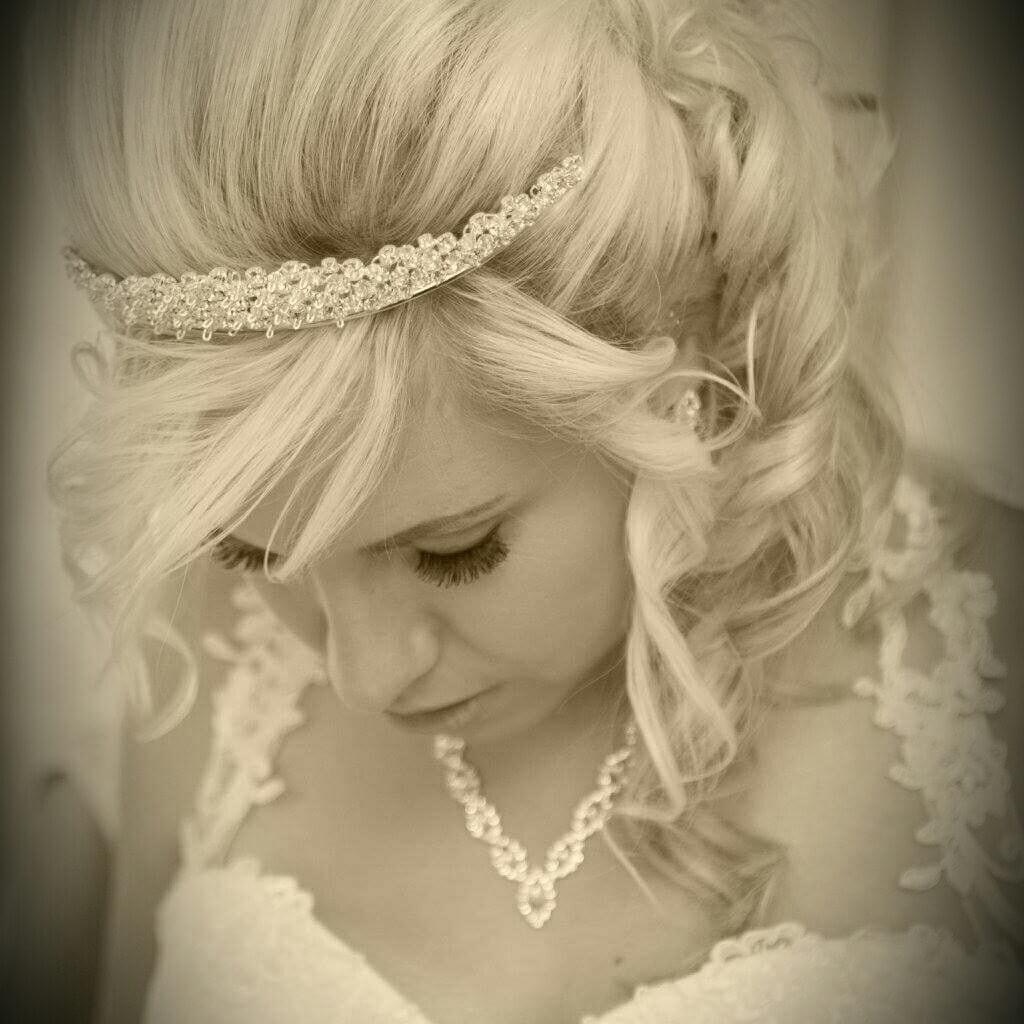 Features Hair and Makeup-Image-119
