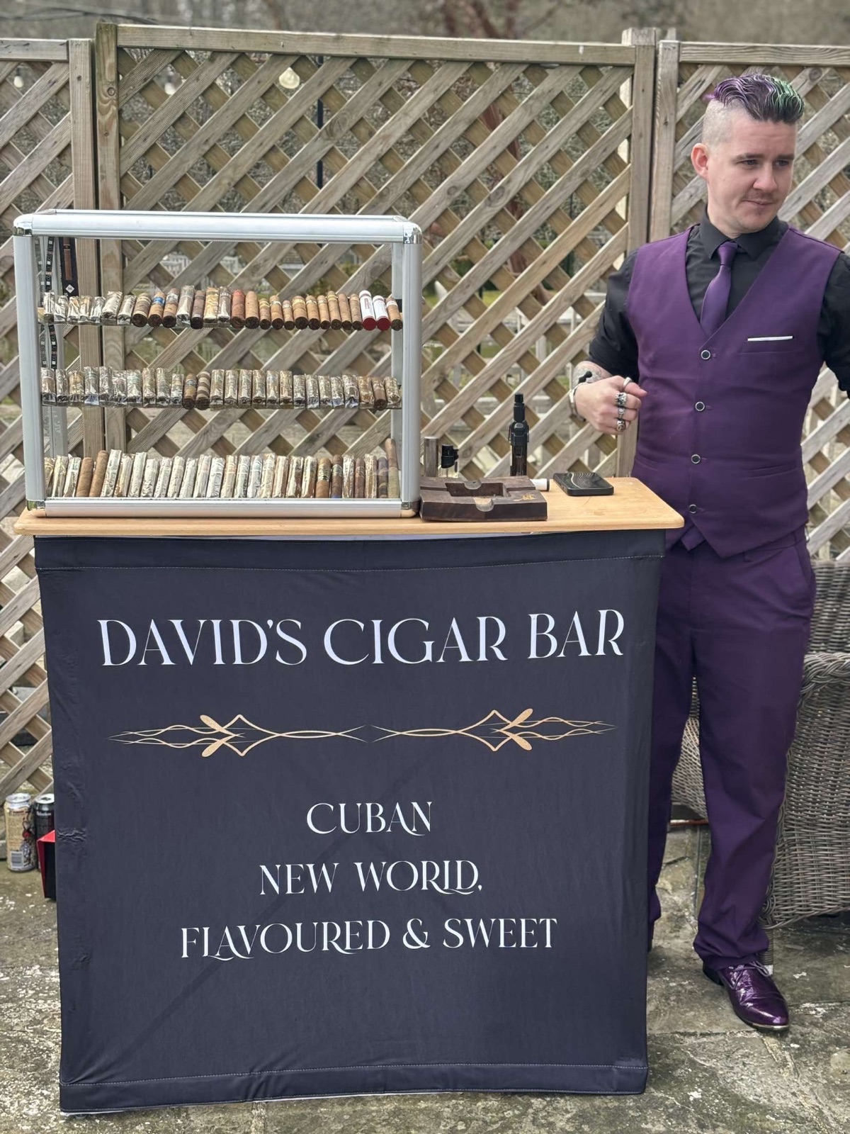 David’s cigar bar-Image-2