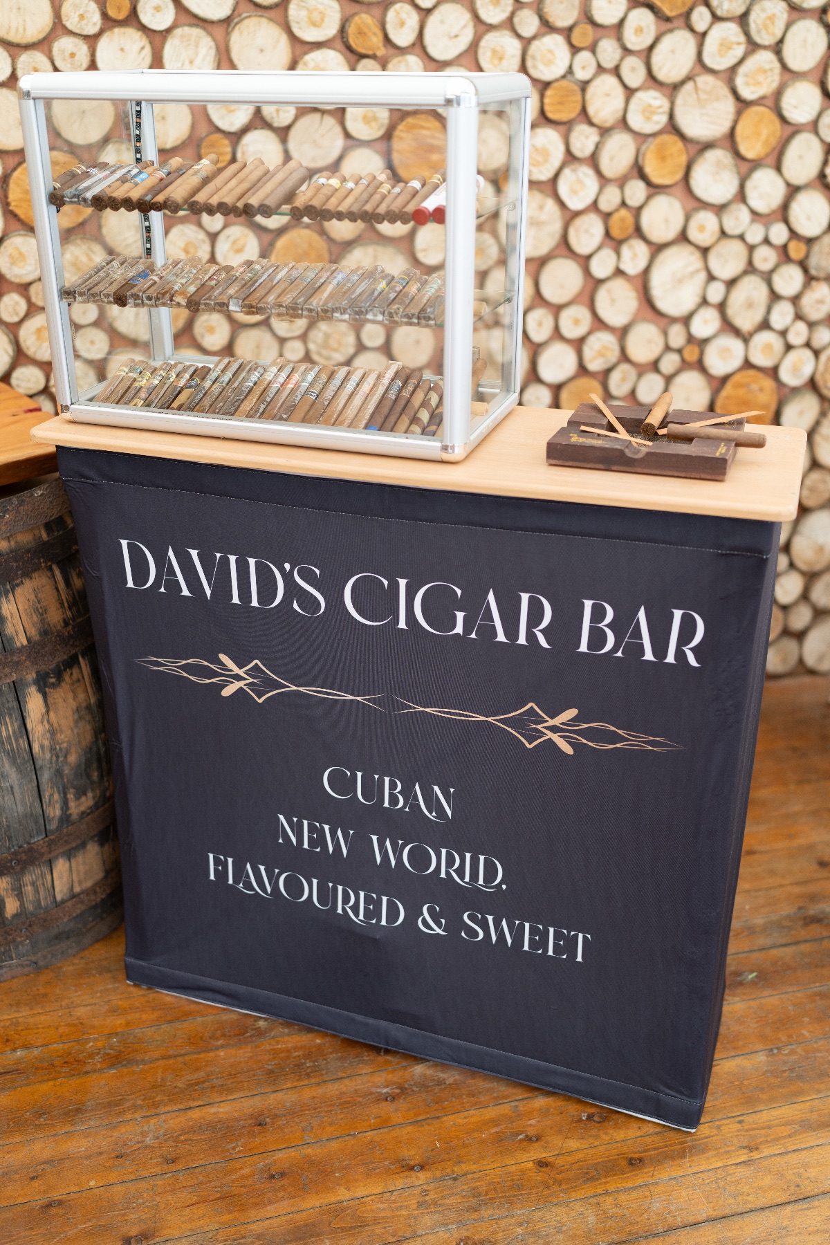 David’s cigar bar-Image-4