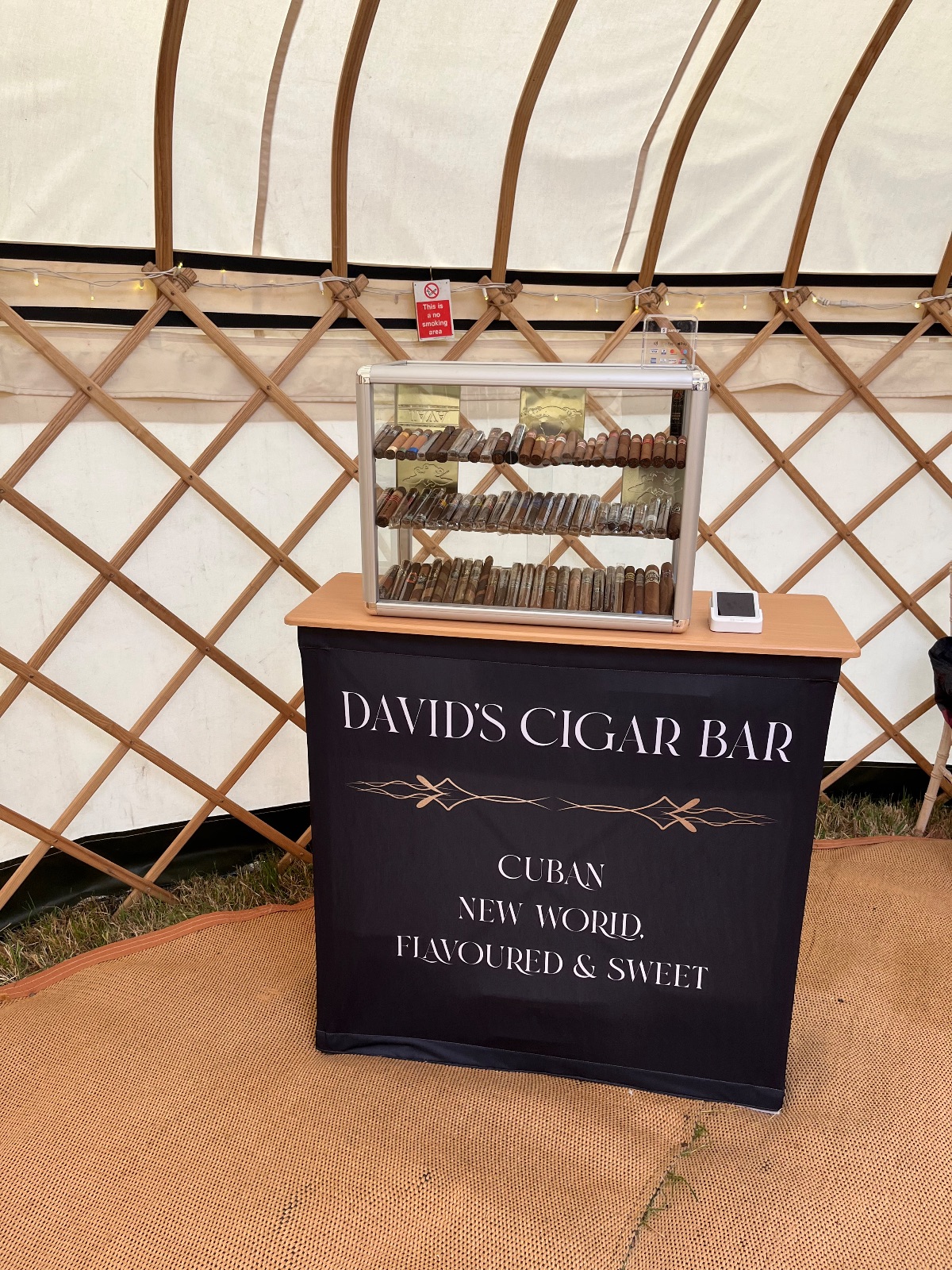 David’s cigar bar-Image-11