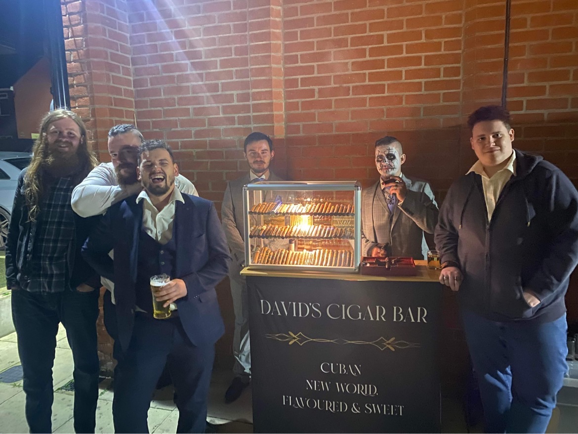 David’s cigar bar-Image-21