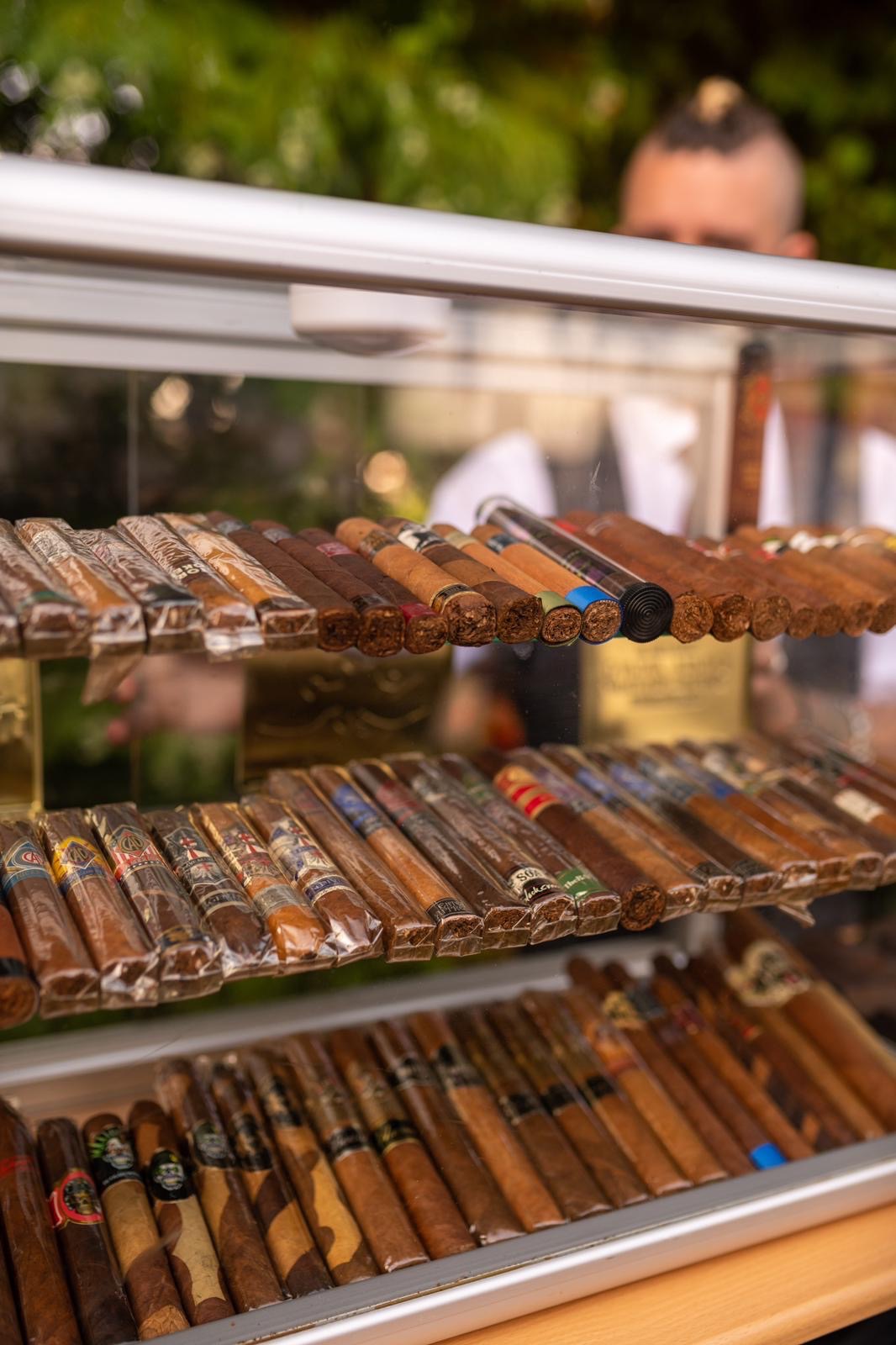 David’s cigar bar-Image-7