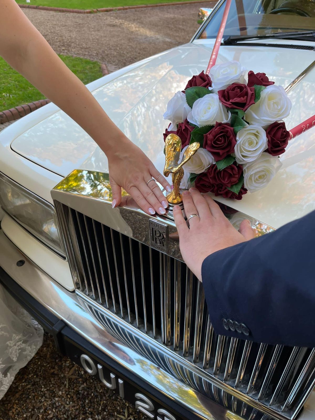 Lady R Wedding & Chauffeur Hire Ltd-Image-21