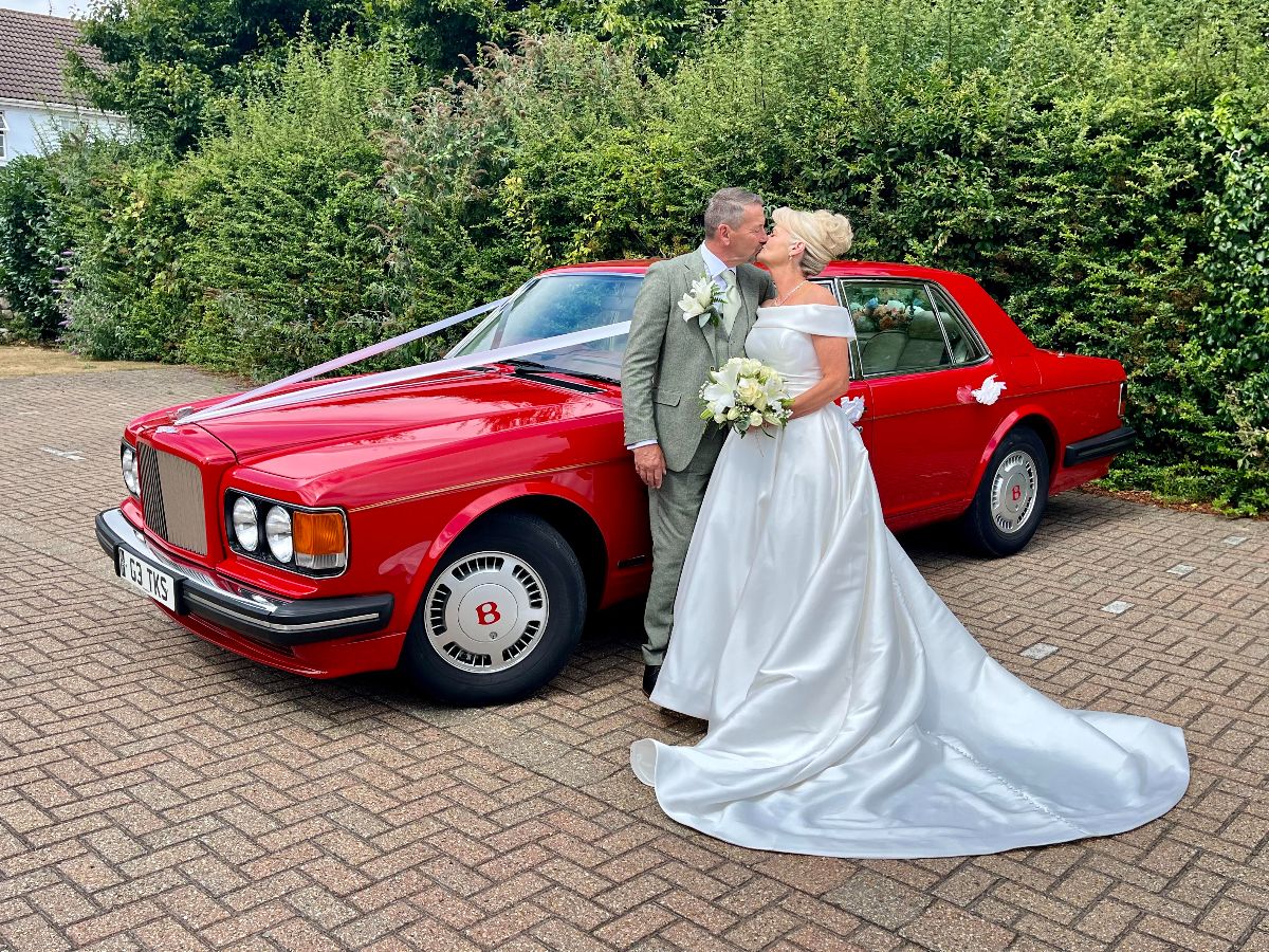 Lady R Wedding & Chauffeur Hire Ltd-Image-16