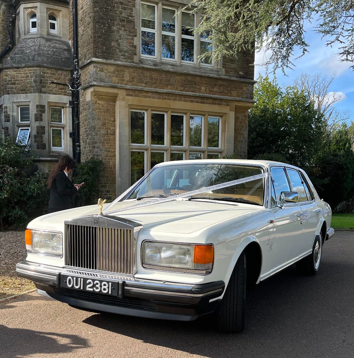Lady R Wedding & Chauffeur Hire Ltd-Image-40
