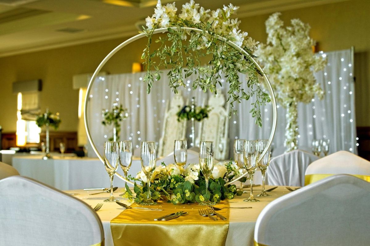 Gallery Item 8 for The New Sundial