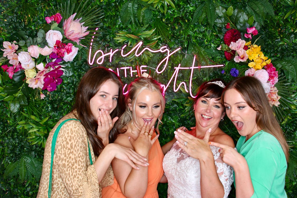 7 Colours Photobooths-Image-4