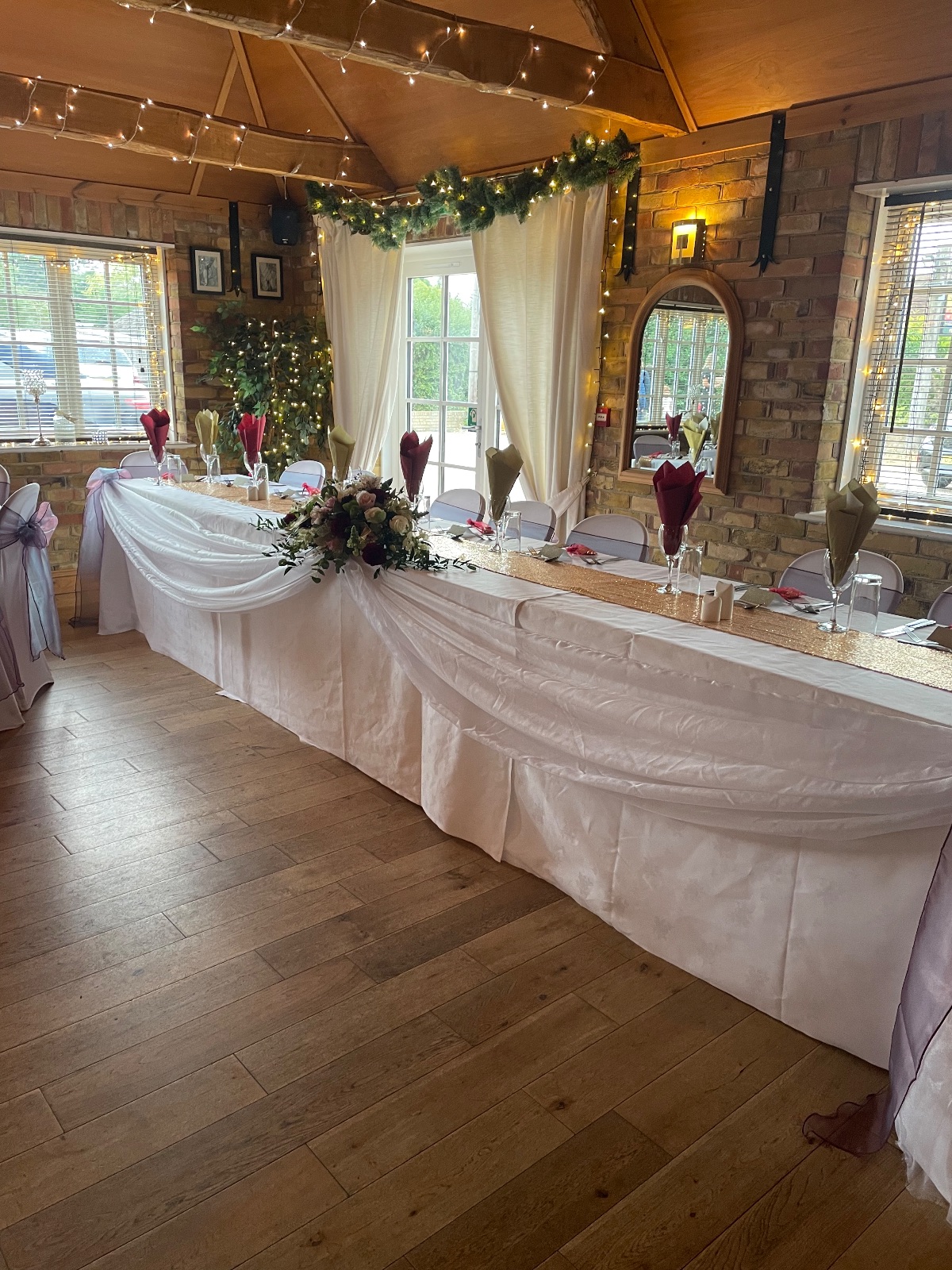 Wedding Venue in Canterbury, The Rising Sun UKbride