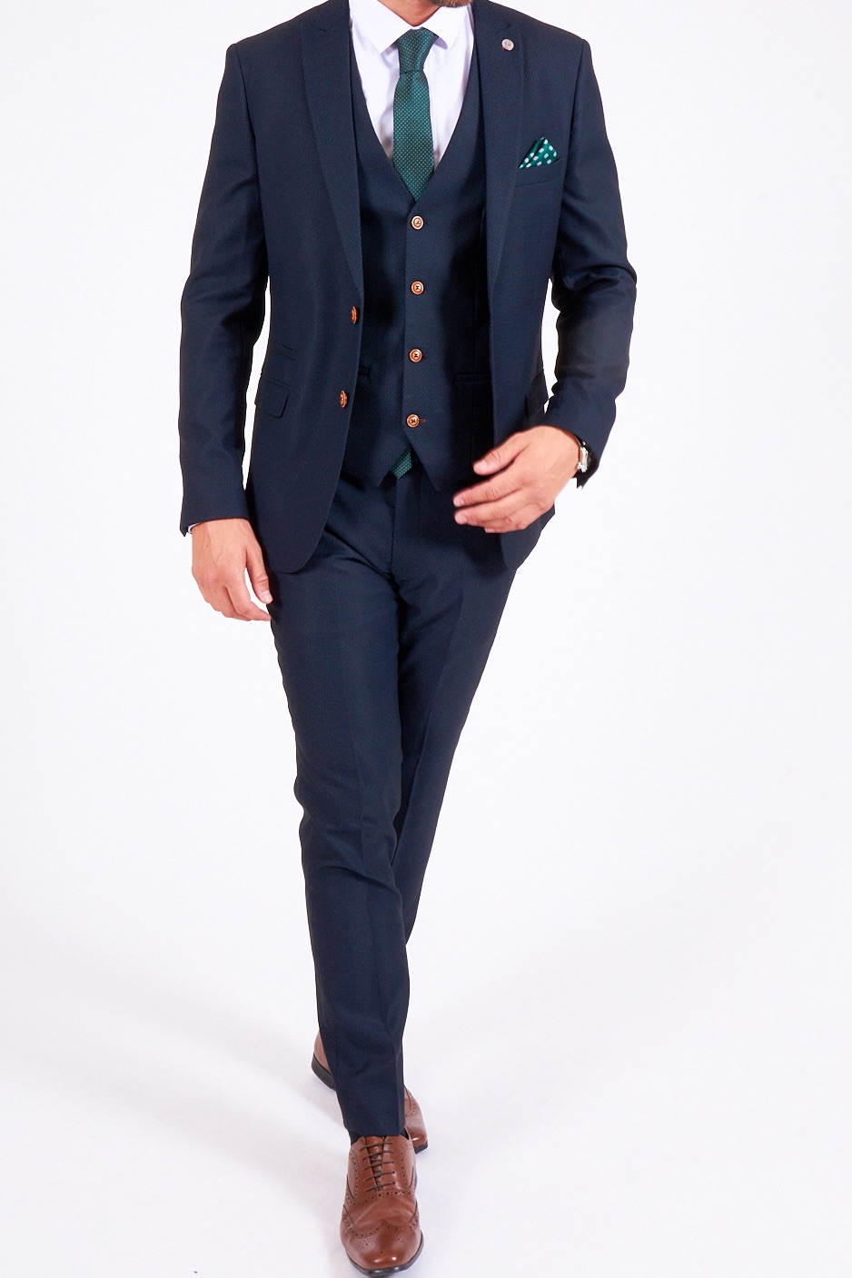 Hancocks Menswear Mens Suit Wear / Hire in Grimsby UKbride