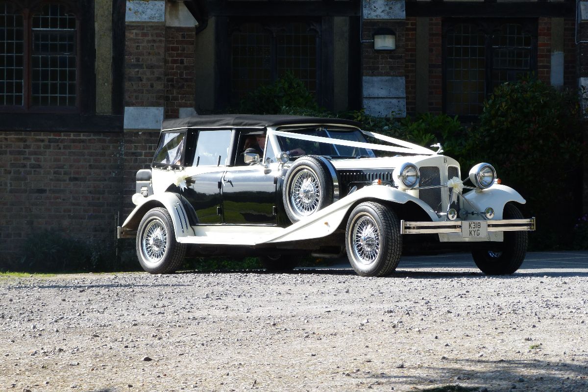 Finest Wedding Cars-Image-13