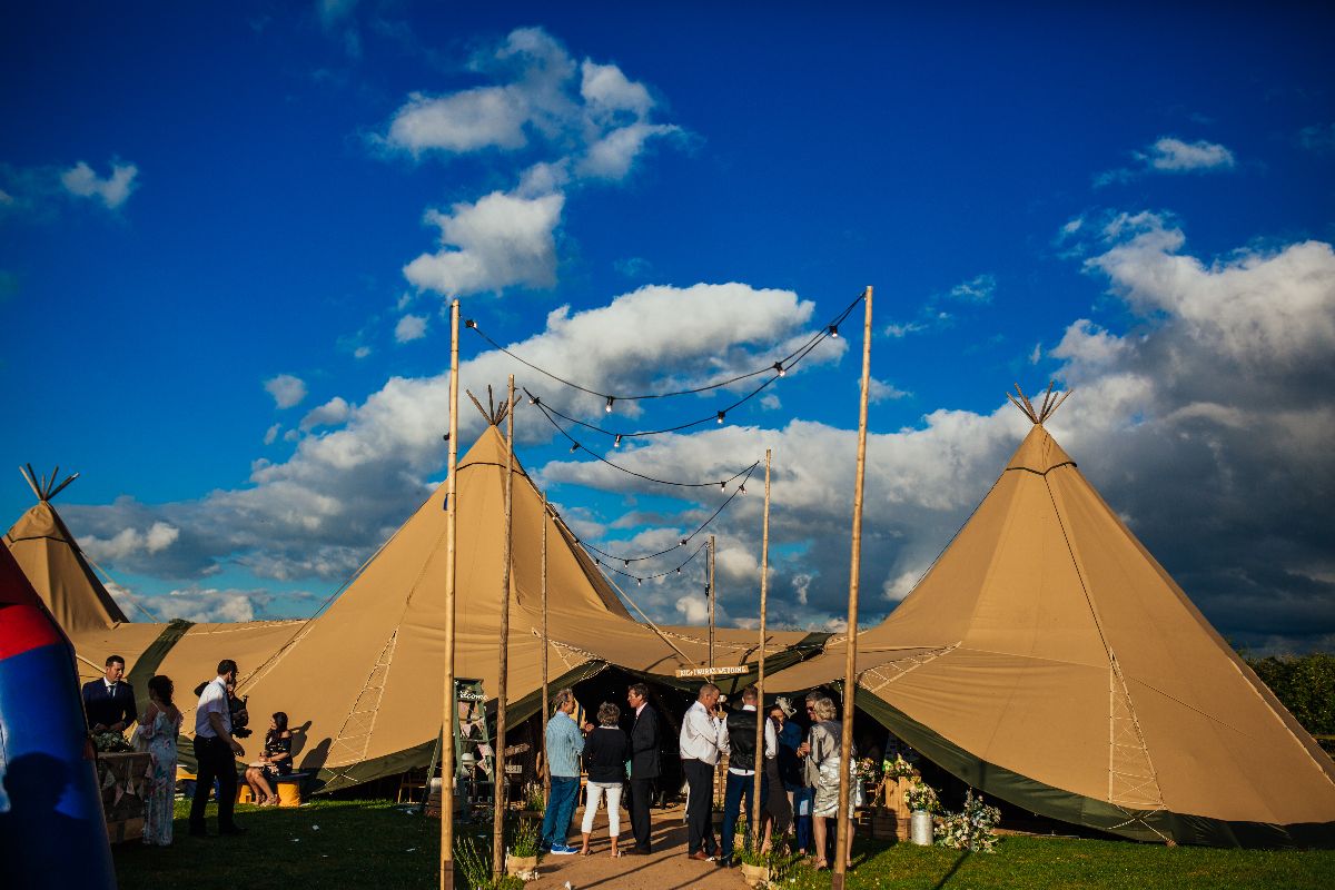 Gallery Item 114 for Event In A Tent