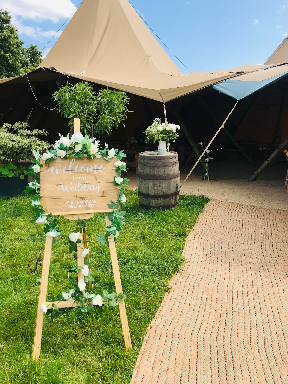 Gallery Item 109 for Event In A Tent