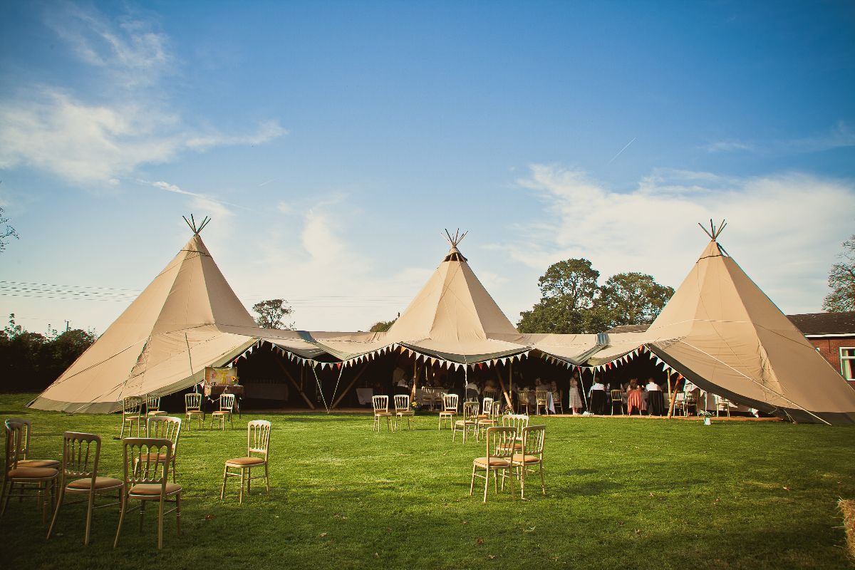 Gallery Item 52 for Event In A Tent