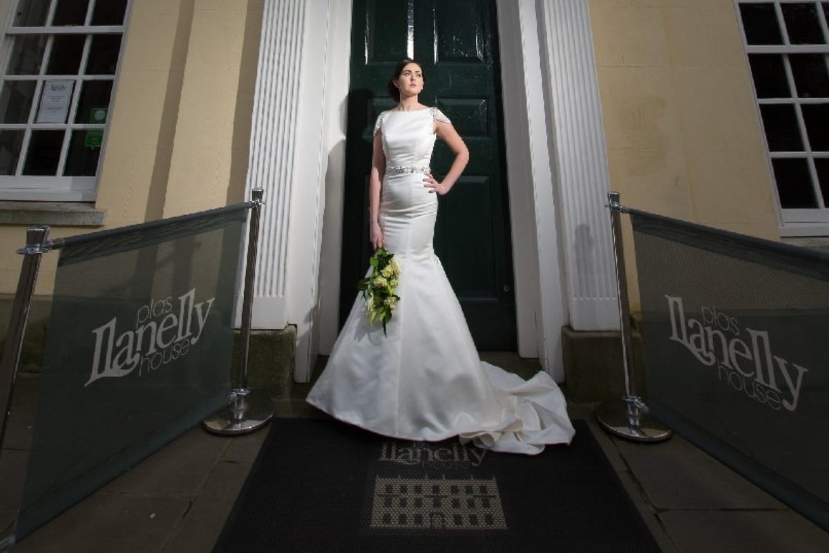 Gallery Item 2 for Plas Llanelly House