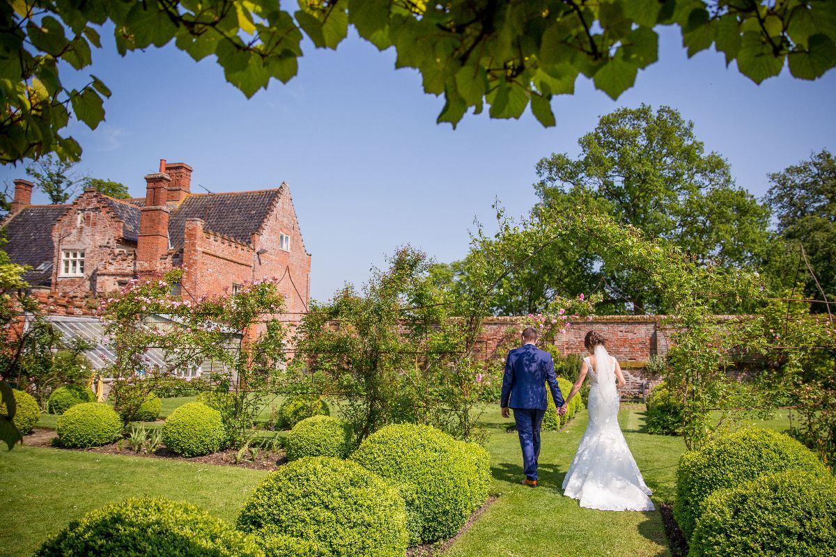 Gallery Item 32 for Elms Barn Weddings