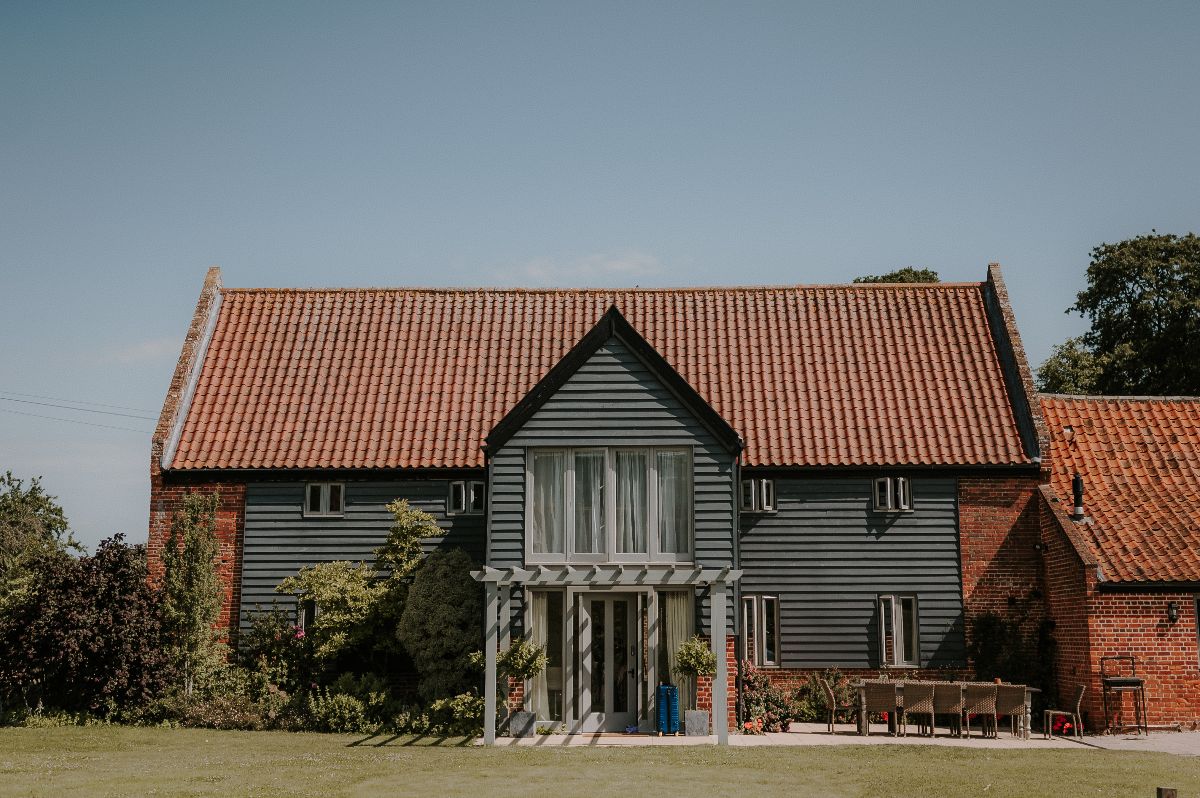 Gallery Item 13 for Elms Barn Weddings