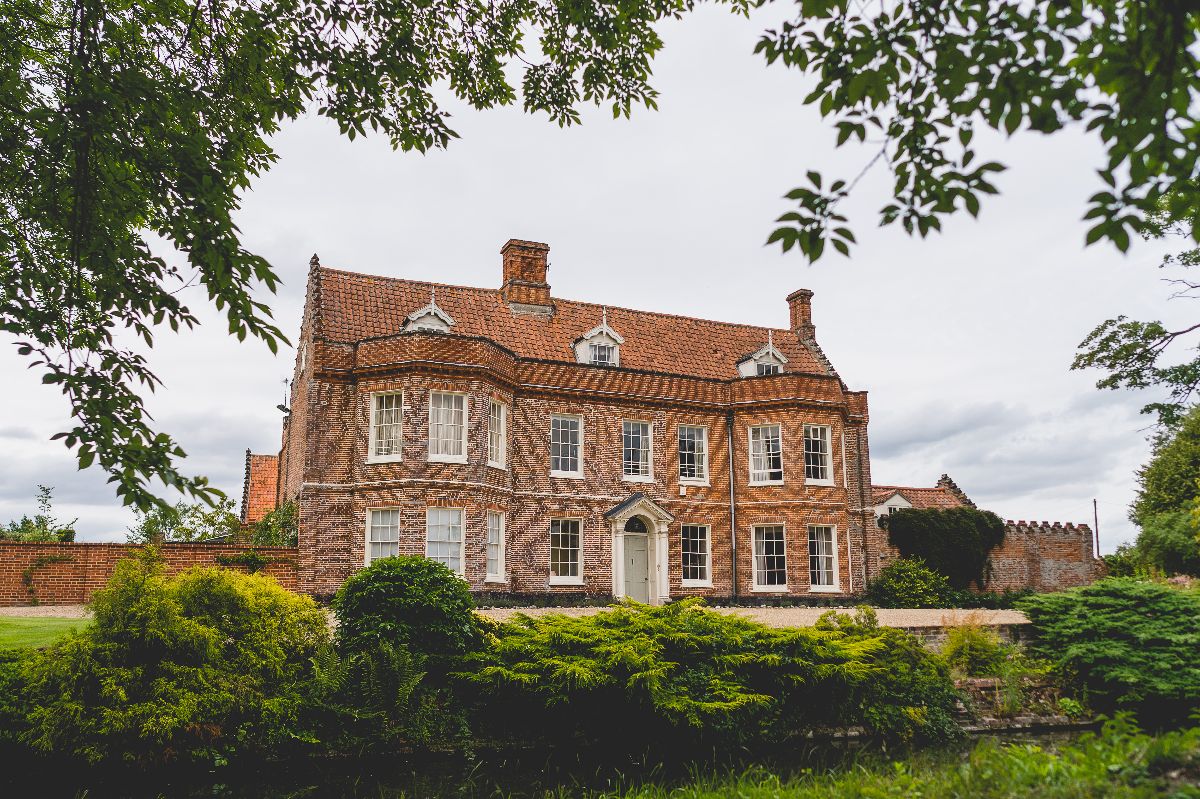 Gallery Item 48 for Elms Barn Weddings