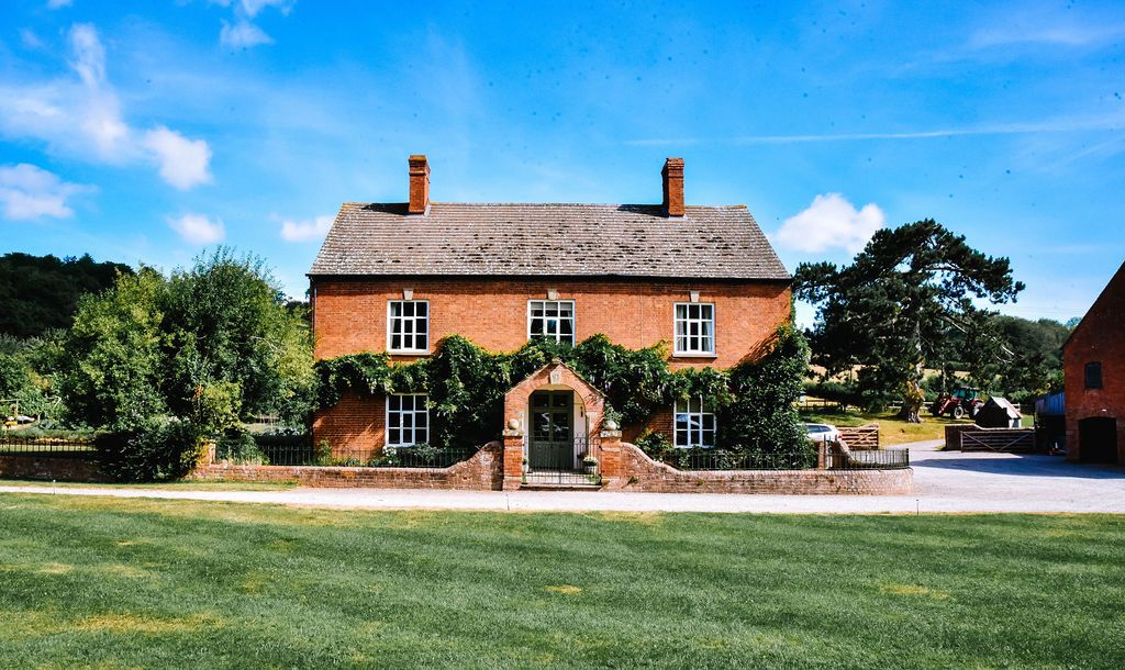 Gallery Item 25 for The Haybarn