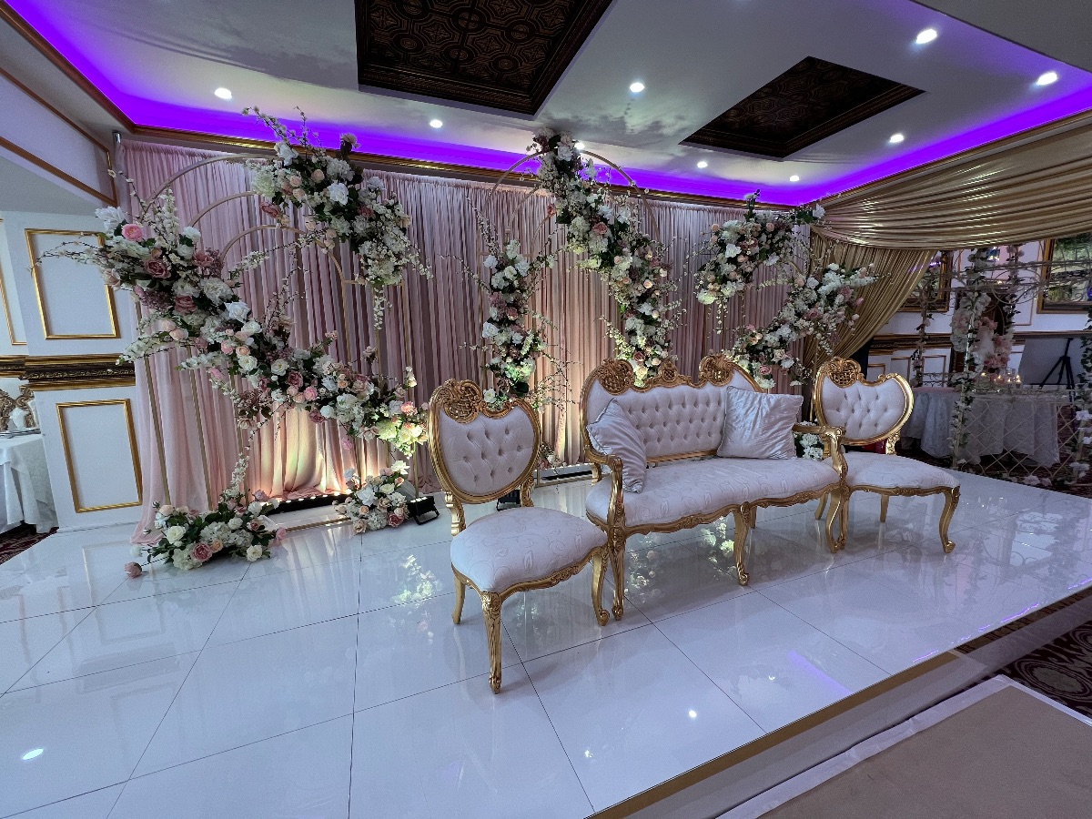 Gallery Item 21 for Lalas Banqueting Suites