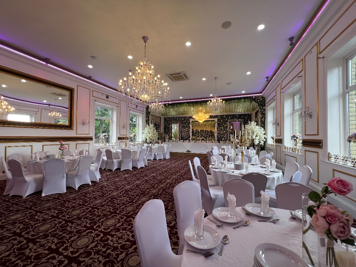 Gallery Item 30 for Lalas Banqueting Suites