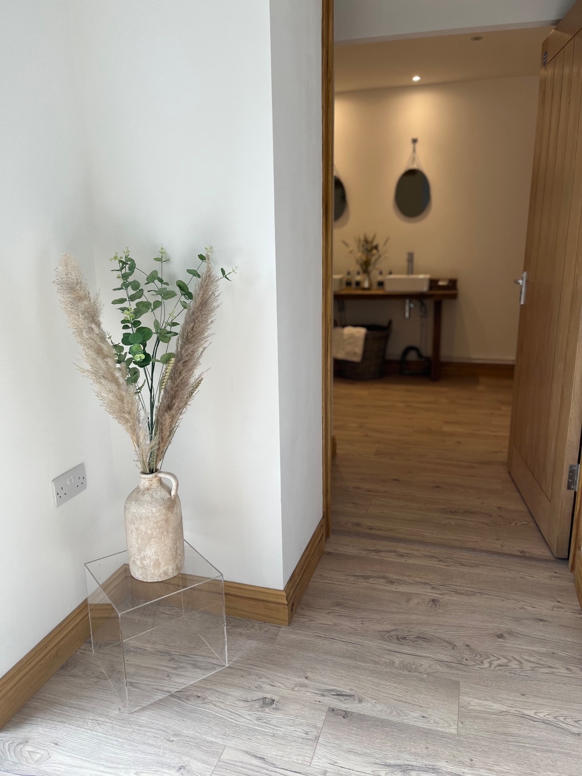 Gallery Item 56 for Hollyhollows