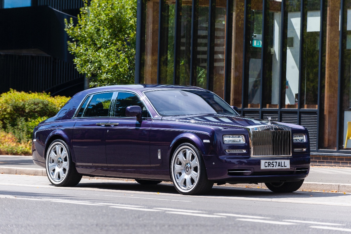 Crystal Chauffeurs -Image-5