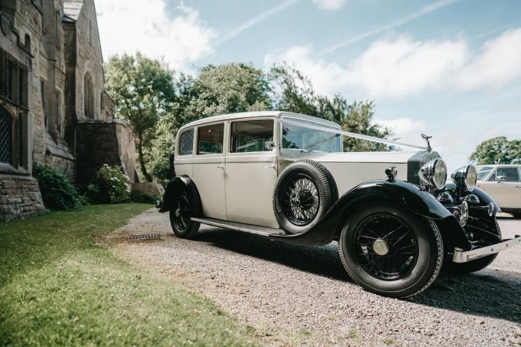 Forest of Bowland Wedding Car Hire-Image-7