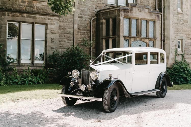 Forest of Bowland Wedding Car Hire-Image-6