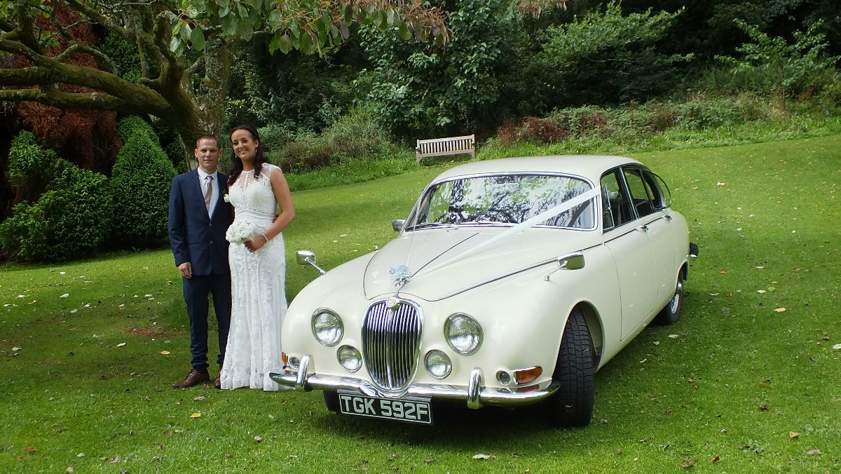 Torbay Wedding Car Club-Image-30