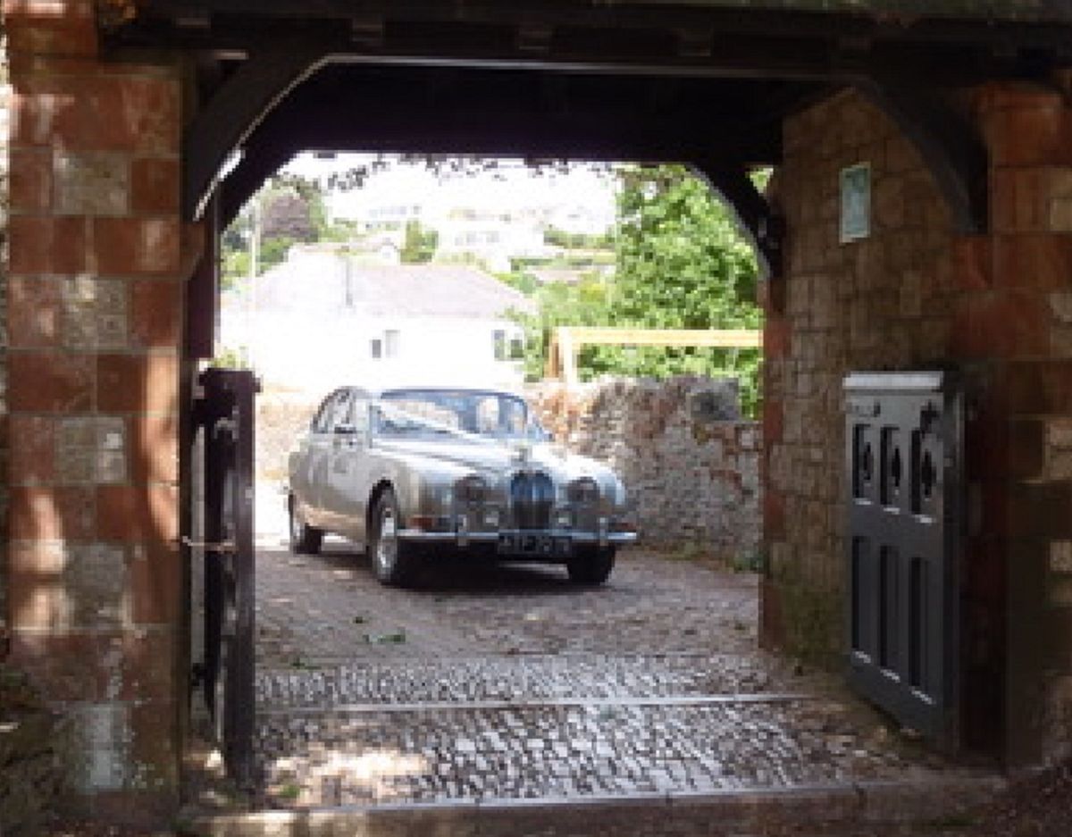 Torbay Wedding Car Club-Image-20