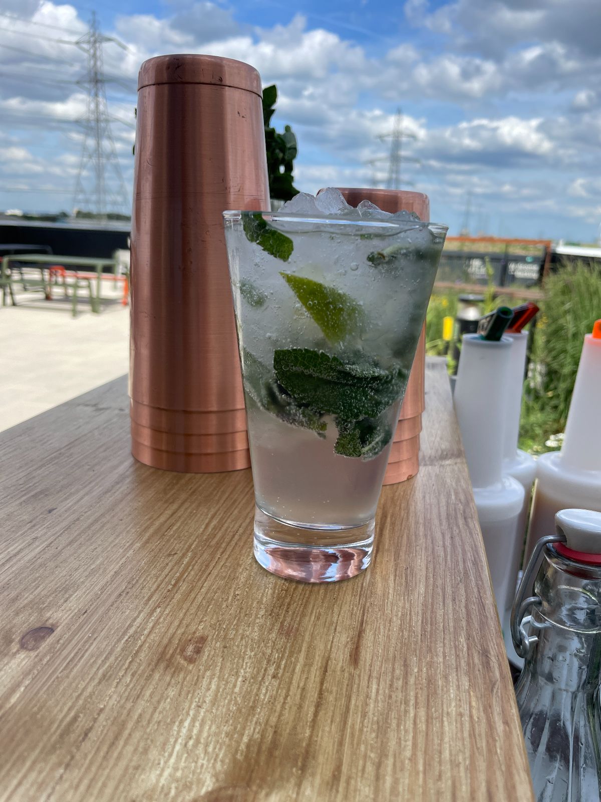 Hire The Bar -Image-15