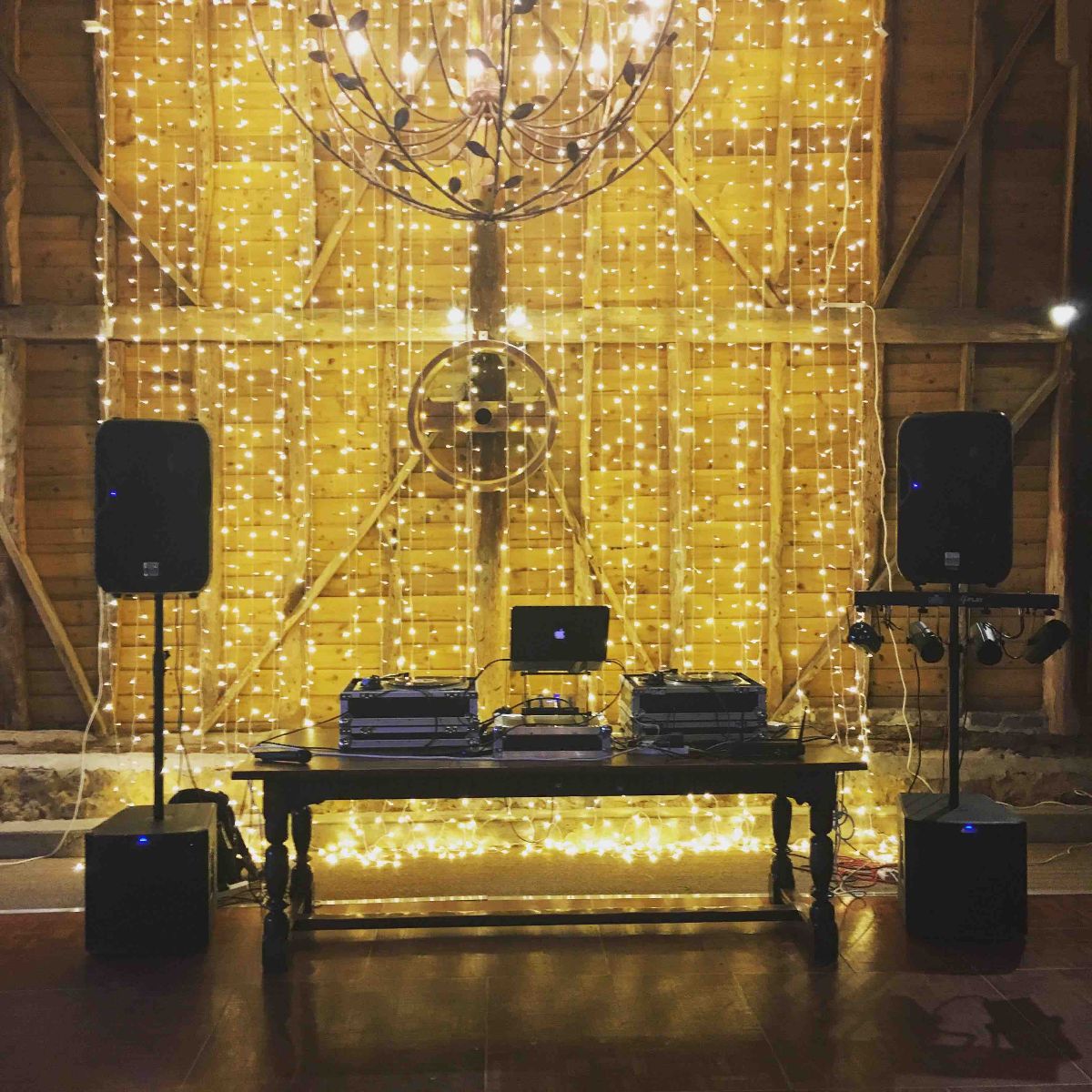Festival Wedding DJs-Image-17