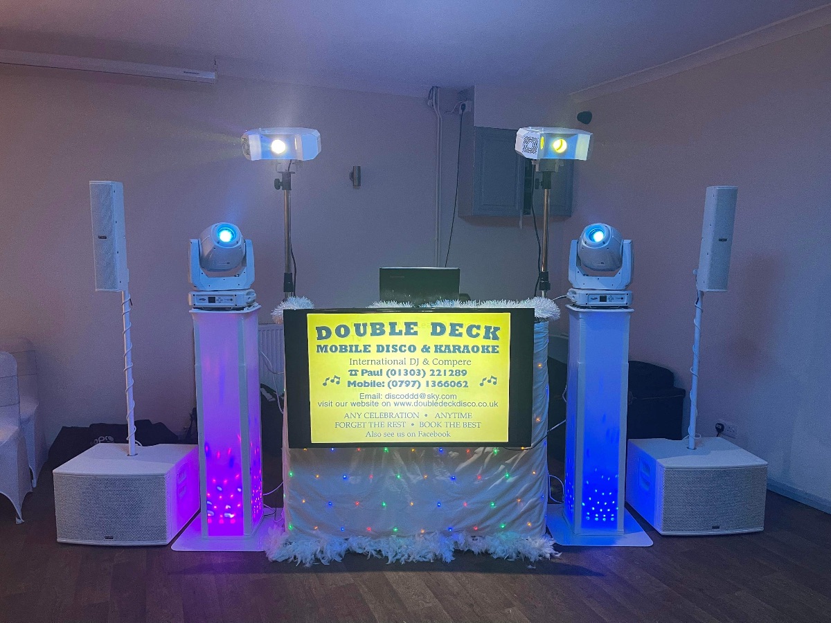 Double Deck Disco & Karaoke/Photobooth-Image-33