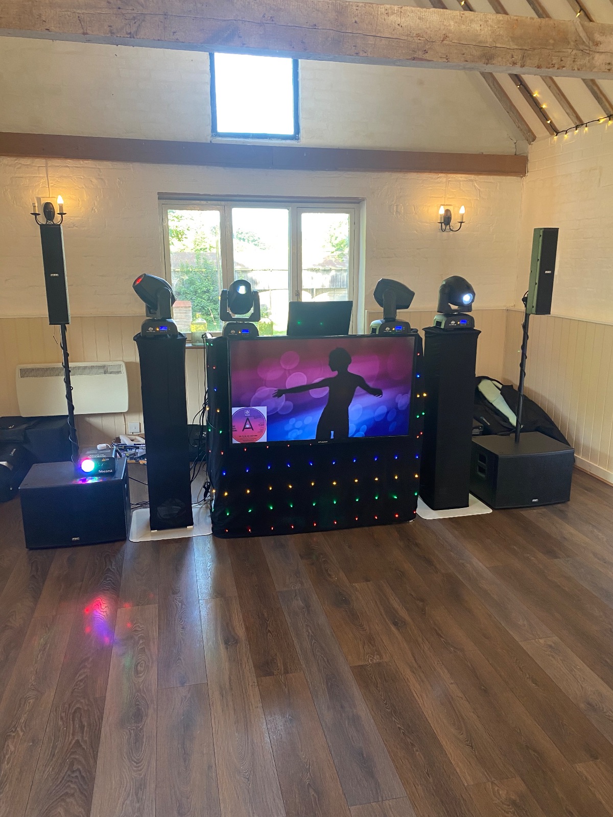 Double Deck Disco & Karaoke/Photobooth-Image-54