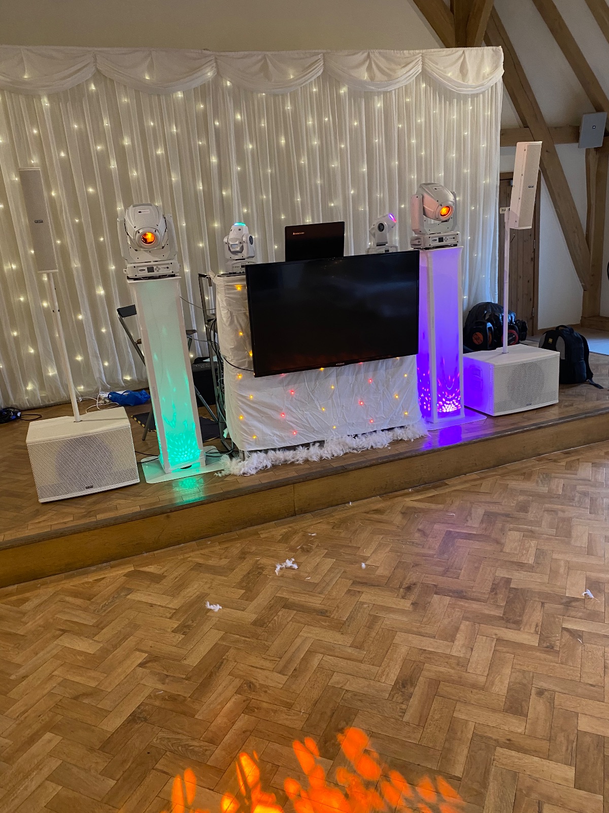 Double Deck Disco & Karaoke/Photobooth-Image-4
