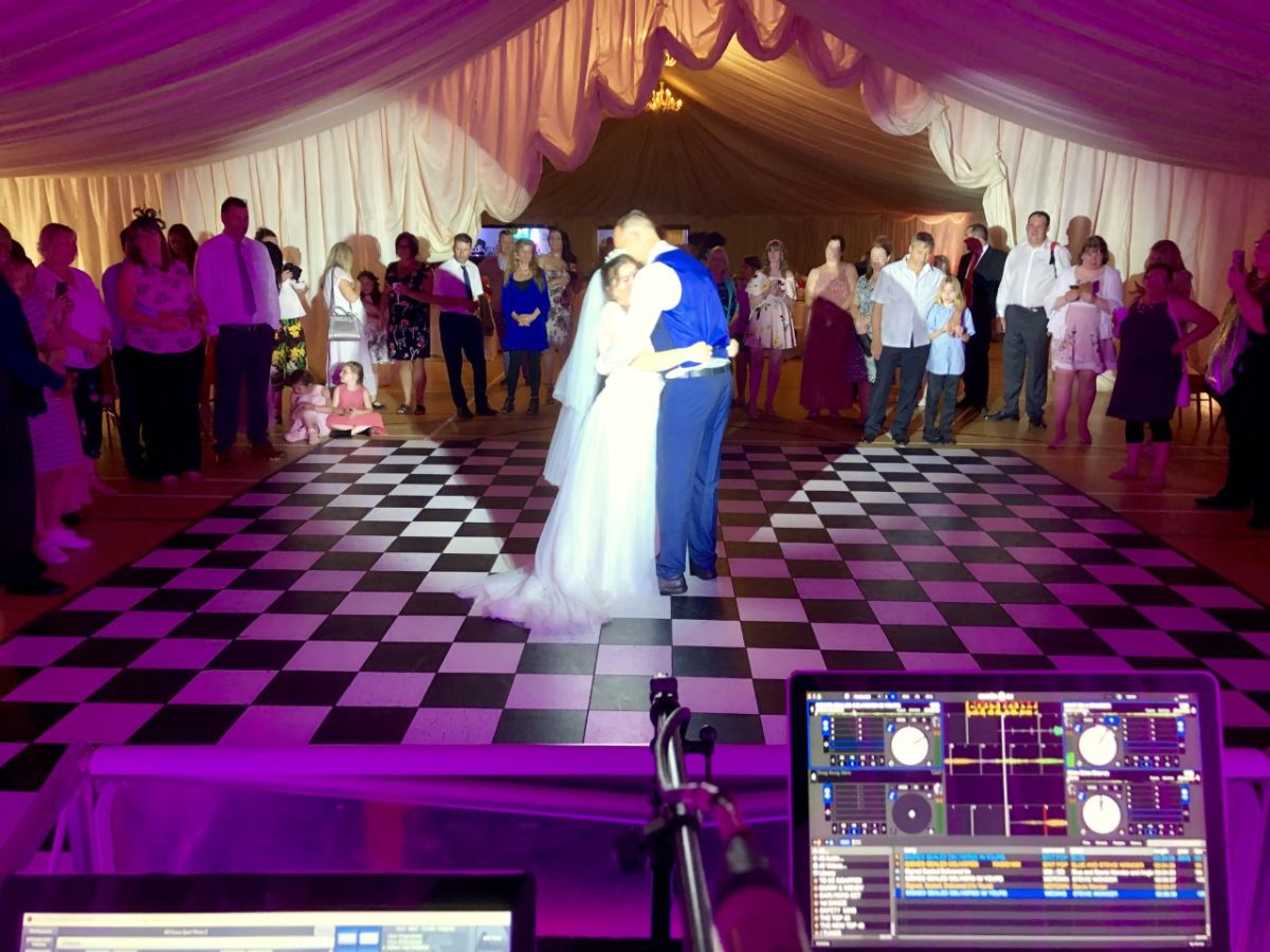 Song N Dance-Image-61